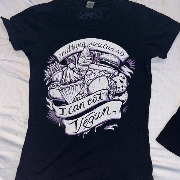 LOT 2 GRAPHIC TEES VEGAN, BRUNETTES ARE HOTTER TOPS SHIRTS & BONUS LEGGINGS XS - Picture 1 of 3